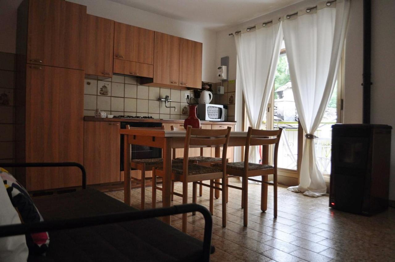 Il Bilocale Della Nonna Villa Locana Dış mekan fotoğraf